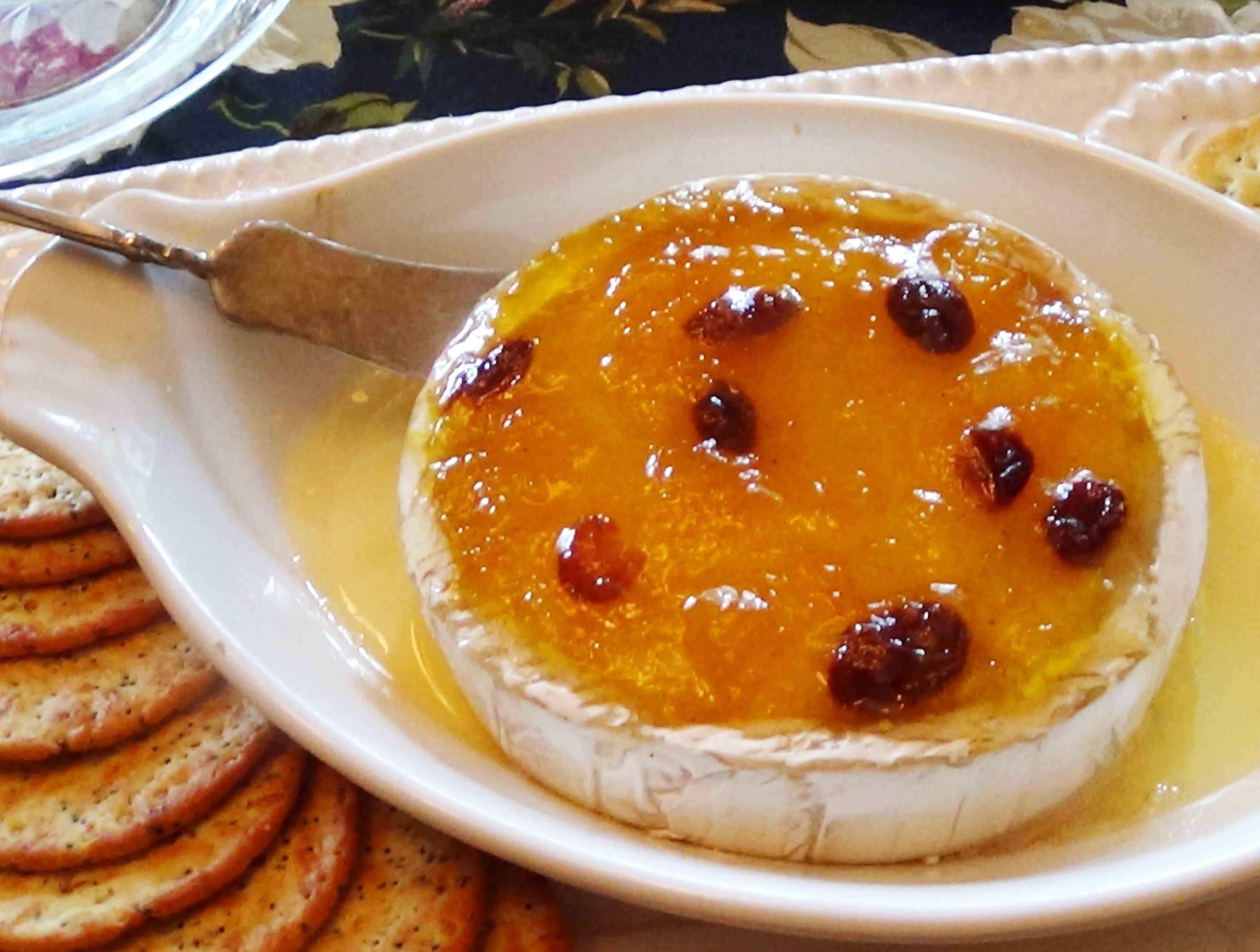 Baked Brie with Chutney