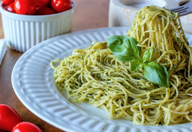 Classic Pasta Pesto