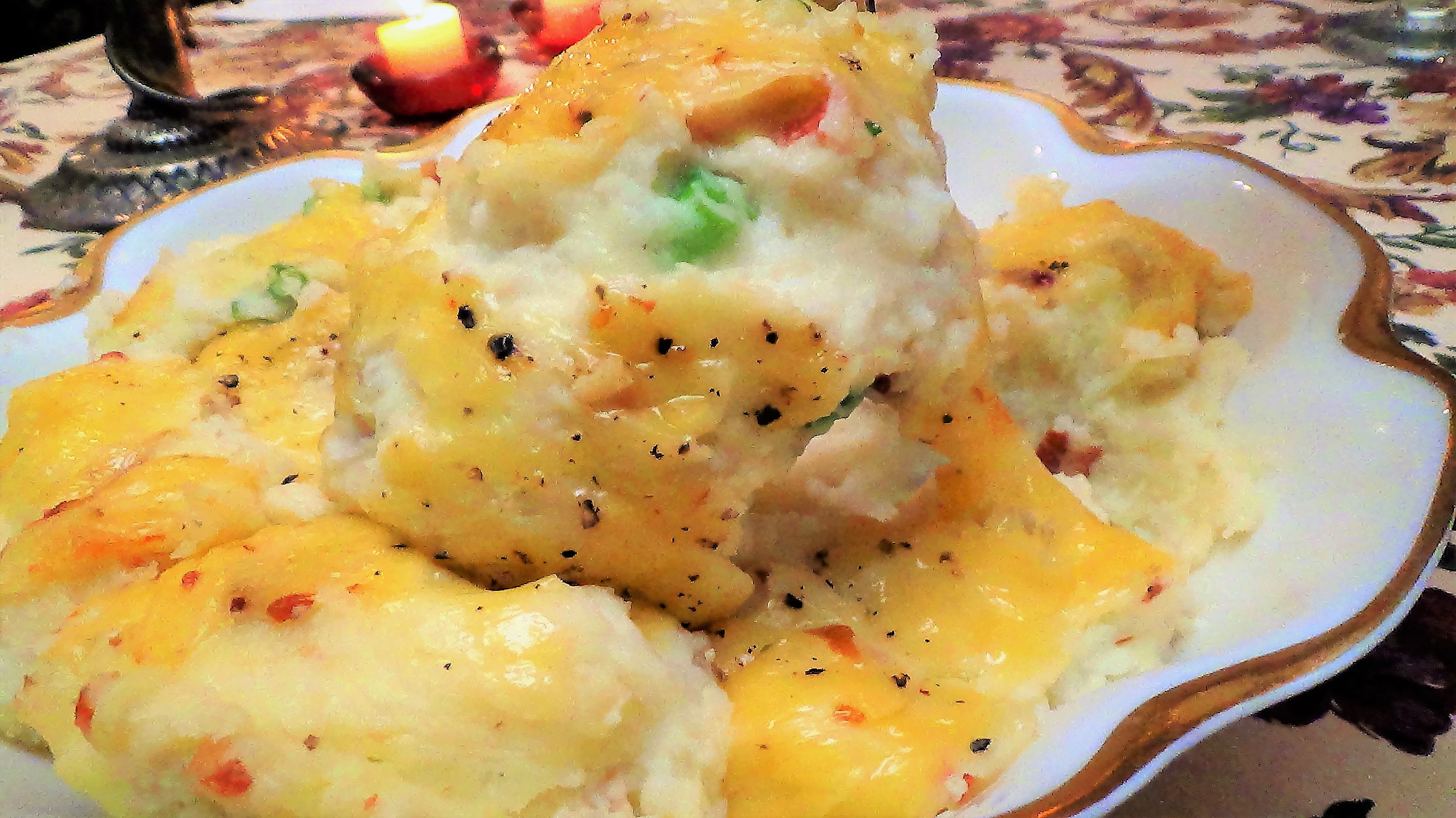 Mashed Potatoes with Bacon and Gouda