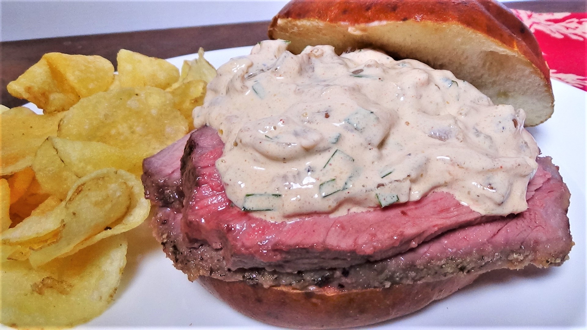 Roast Beef Sandwiches with French Onion Dip