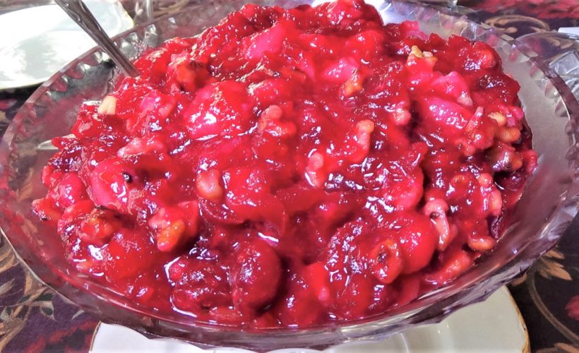 Cranberry Sauce with Pears and Walnuts